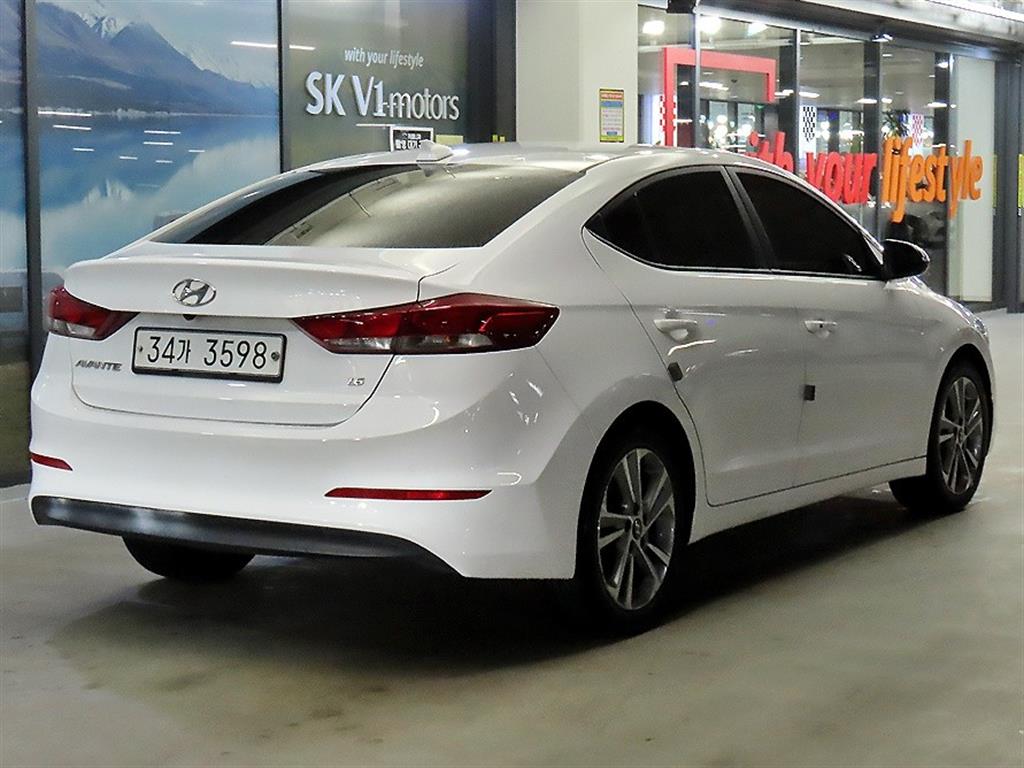 현대 아반떼AD 1.6 GDi 밸류 플러스 - 이미지 17