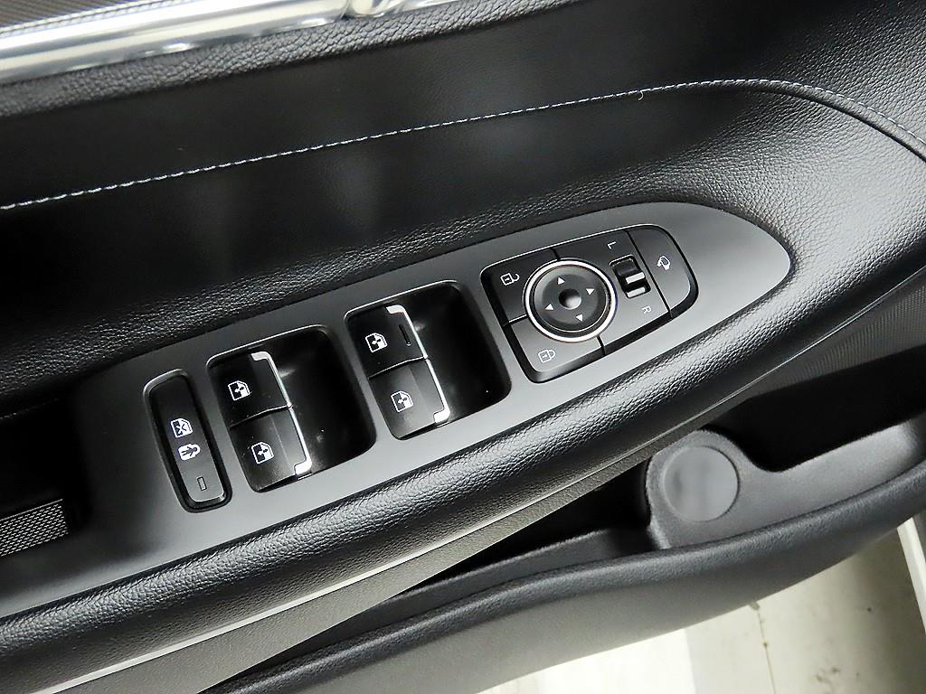 현대 더 뉴그랜저IG 가솔린 3.3 익스클루시브 - 이미지 12