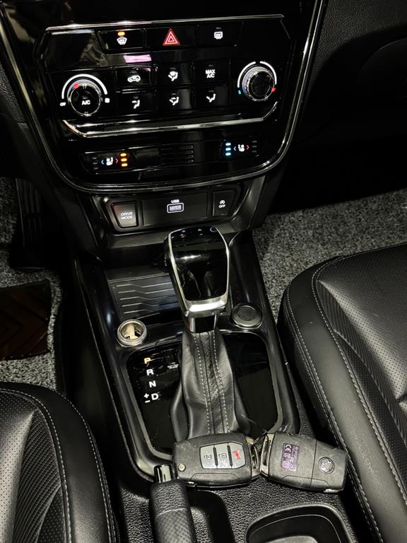 KG모빌리티(쌍용) 베리 뉴 티볼리 1.6 디젤 2WD V5 - 이미지 14