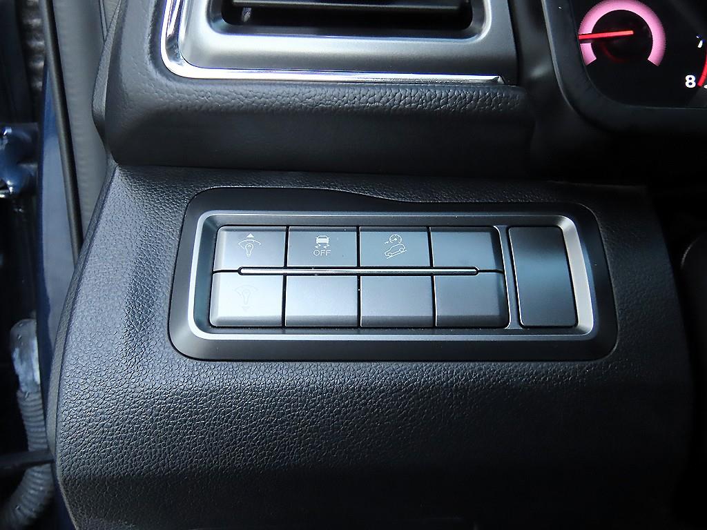 KG모빌리티(쌍용) 베리 뉴 티볼리 1.5 가솔린 2WD V1 - 이미지 4