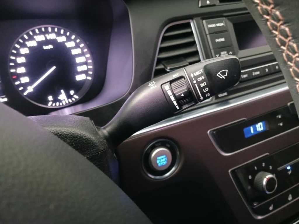 현대 LF쏘나타 2.0 CVVL 케어플러스 - 이미지 6