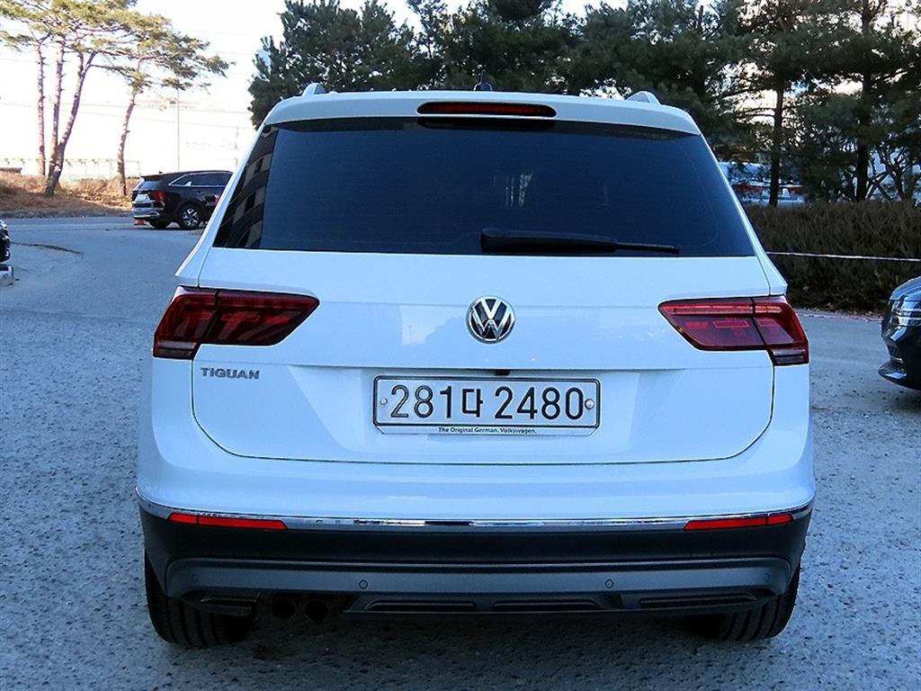 폭스바겐 티구안(2세대) 2.0 TDI 프리미엄 - 이미지 10