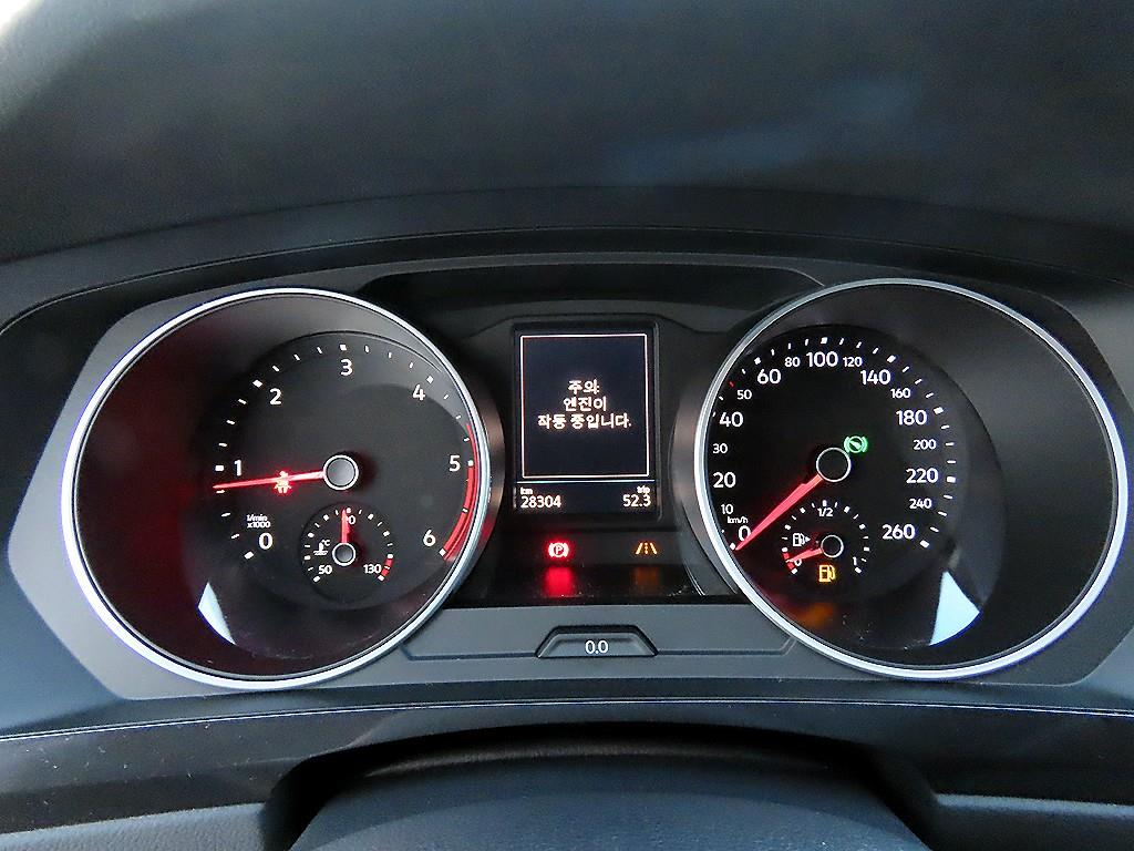 폭스바겐 티구안(2세대) 2.0 TDI 프리미엄 - 이미지 14