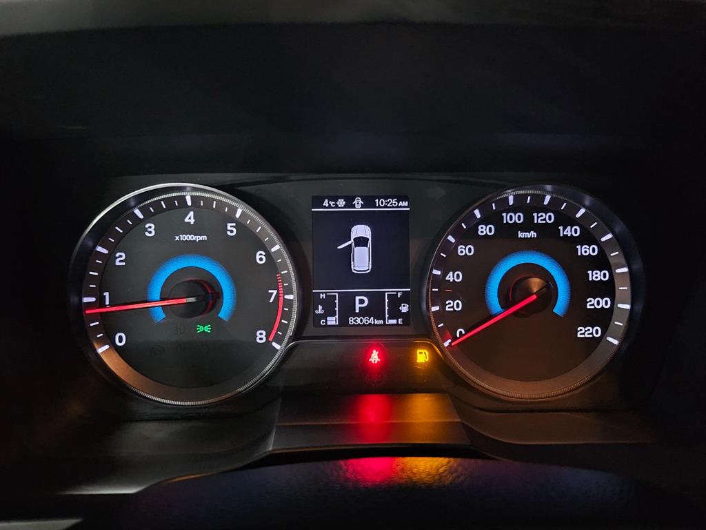 KG모빌리티(쌍용) 베리 뉴 티볼리 1.5 가솔린 2WD 직판용 - 이미지 14