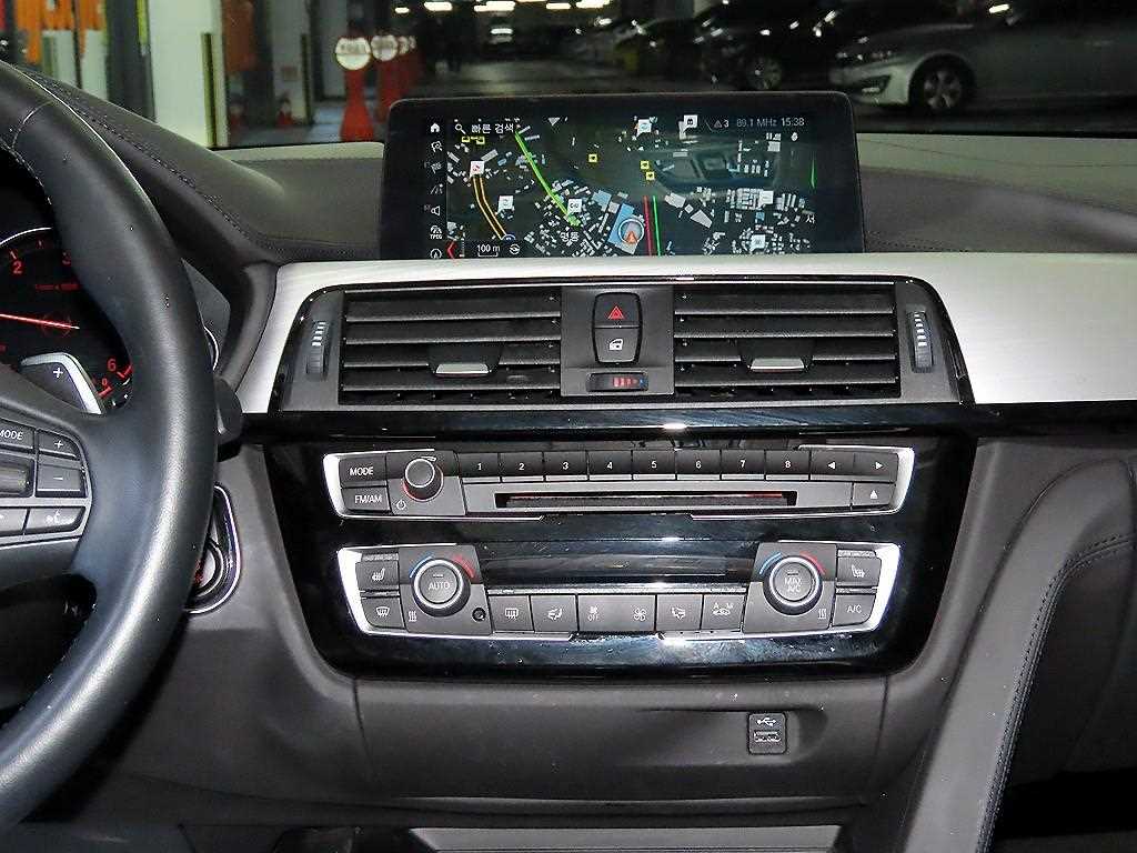 BMW 4시리즈(1세대) 그란쿠페 420d 럭셔리 - 이미지 10