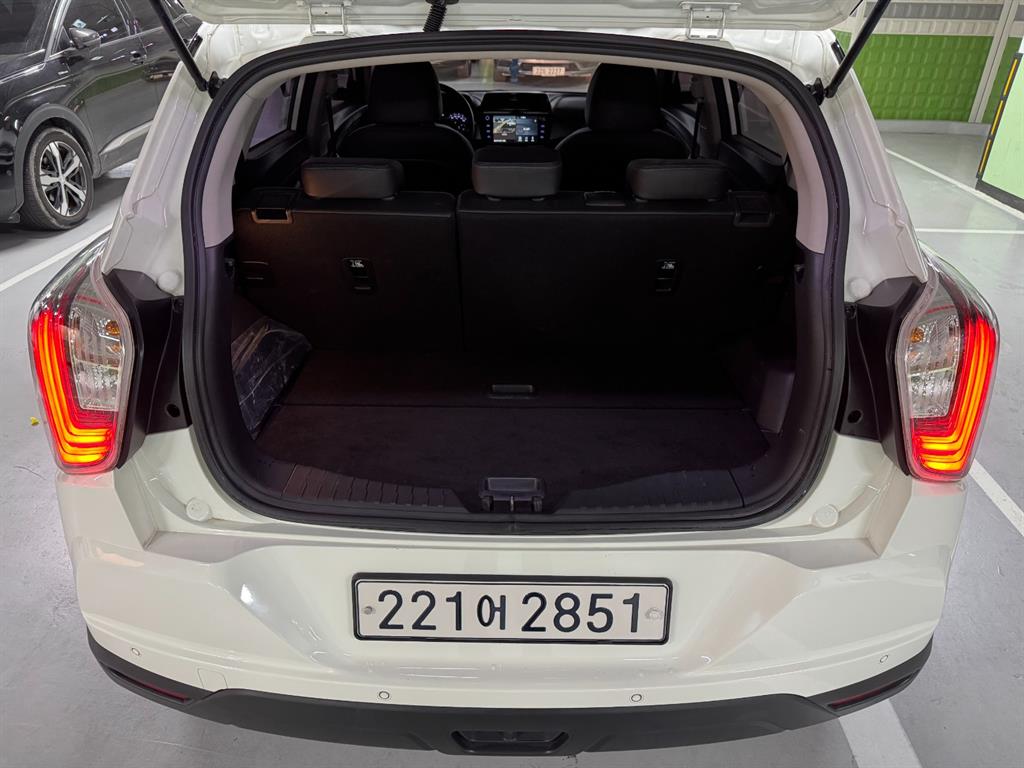 KG모빌리티(쌍용) 베리 뉴 티볼리 1.5 가솔린 2WD 직판용 - 이미지 5