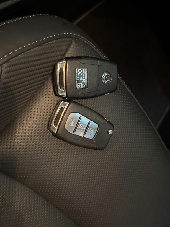 KG모빌리티(쌍용) 베리 뉴 티볼리 1.5 가솔린 2WD 직판용 - 이미지 4