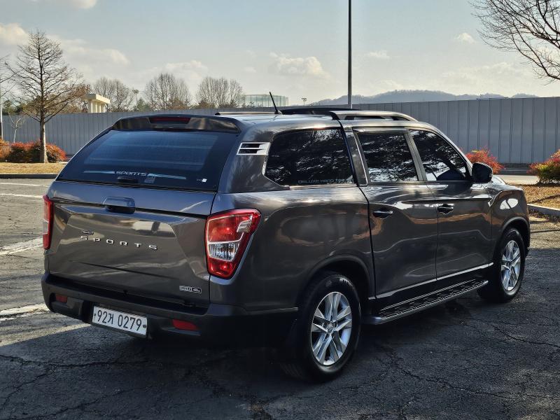 KG모빌리티(쌍용) 렉스턴 스포츠 2.2 4WD 어드벤처 - 이미지 16