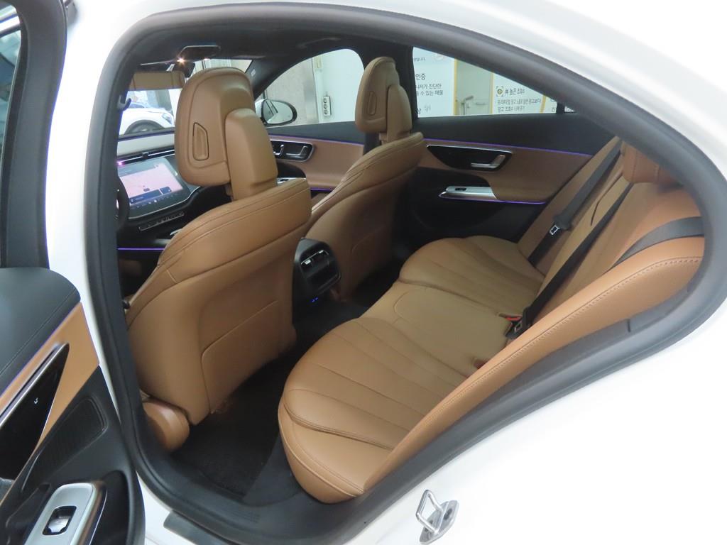 벤츠 E클래스(6세대) E200 AMG 라인 - 이미지 14