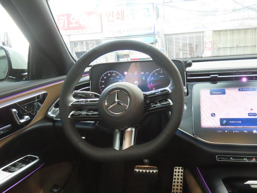 벤츠 E클래스(6세대) E200 AMG 라인 - 이미지 9