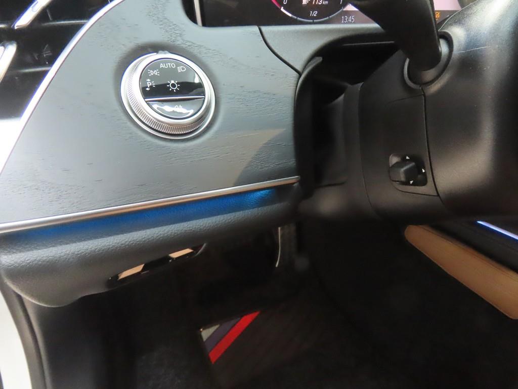 벤츠 E클래스(6세대) E200 AMG 라인 - 이미지 5