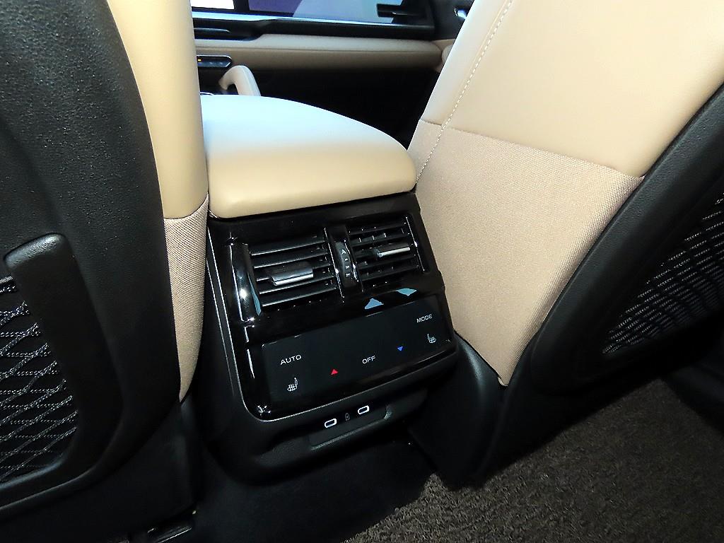 르노 (삼성) 그랑 콜레오스 2.0 터보 2WD 아이코닉