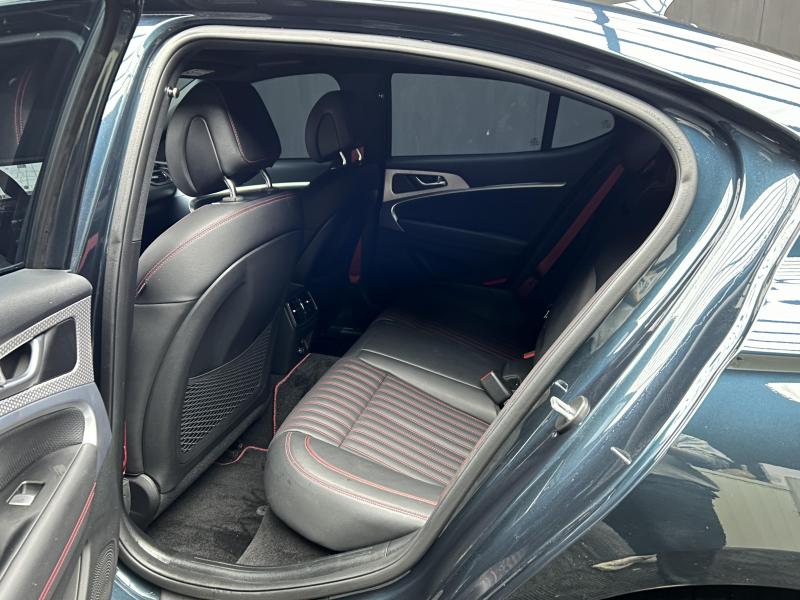 제네시스 더 뉴G70 가솔린 2.0T 2WD 스포츠 패키지 - 이미지 3