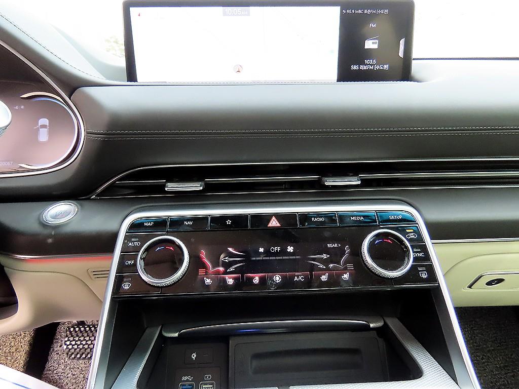 제네시스 GV80 2.5 가솔린 AWD 기본형 - 이미지 8