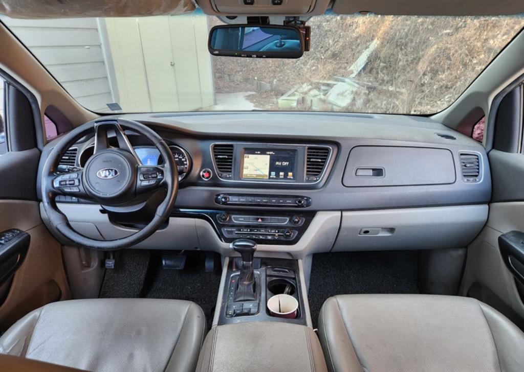 기아 올 뉴카니발 9인승 디젤 럭셔리 - 이미지 10