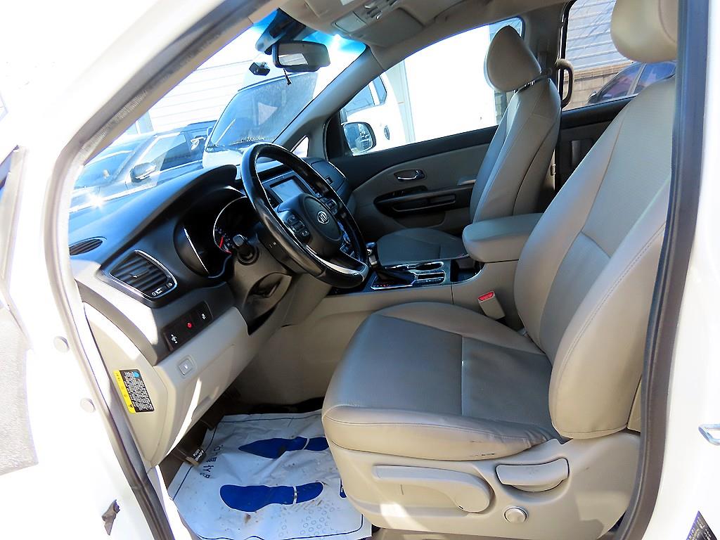 기아 더 뉴카니발 9인승 디젤 럭셔리