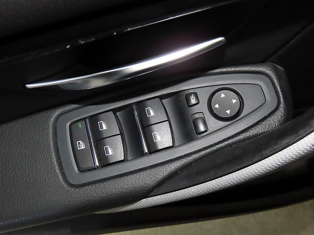 BMW 3시리즈(6세대) 320d M 스포츠 - 이미지 8