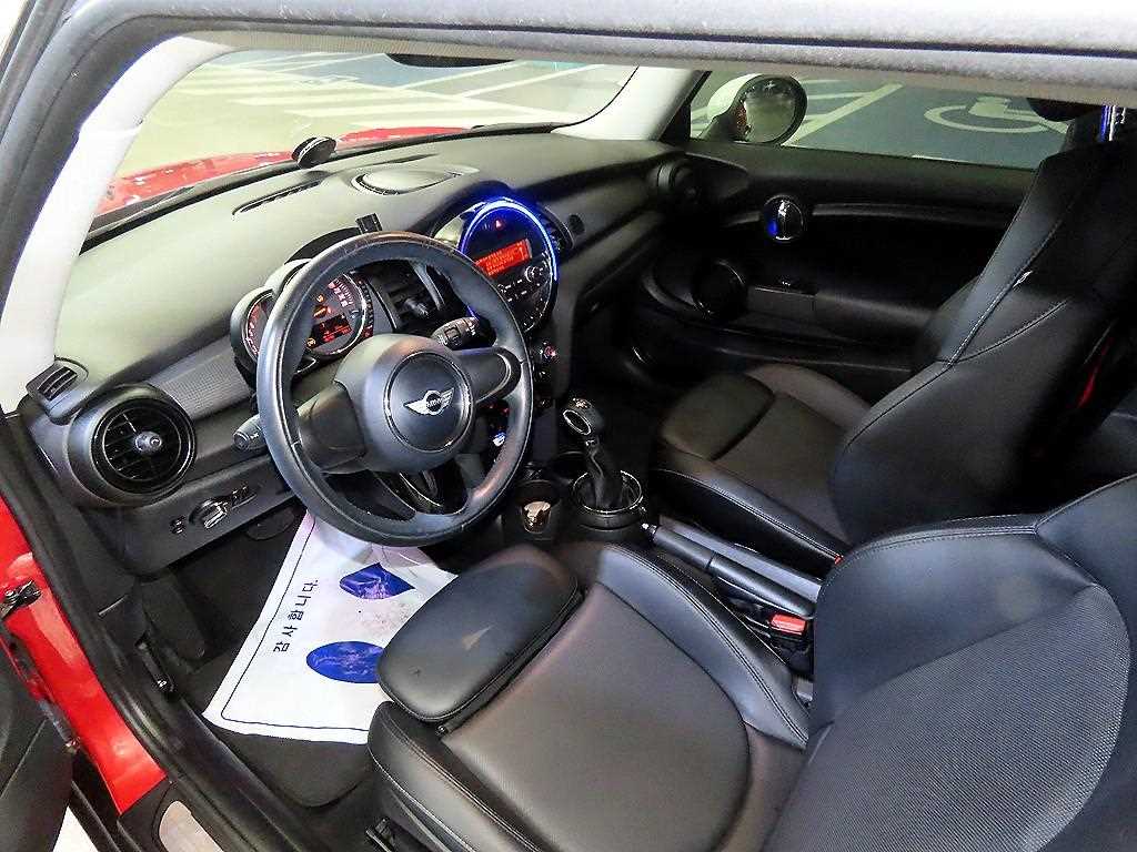 미니 쿠퍼(3세대) 1.5 - 이미지 7