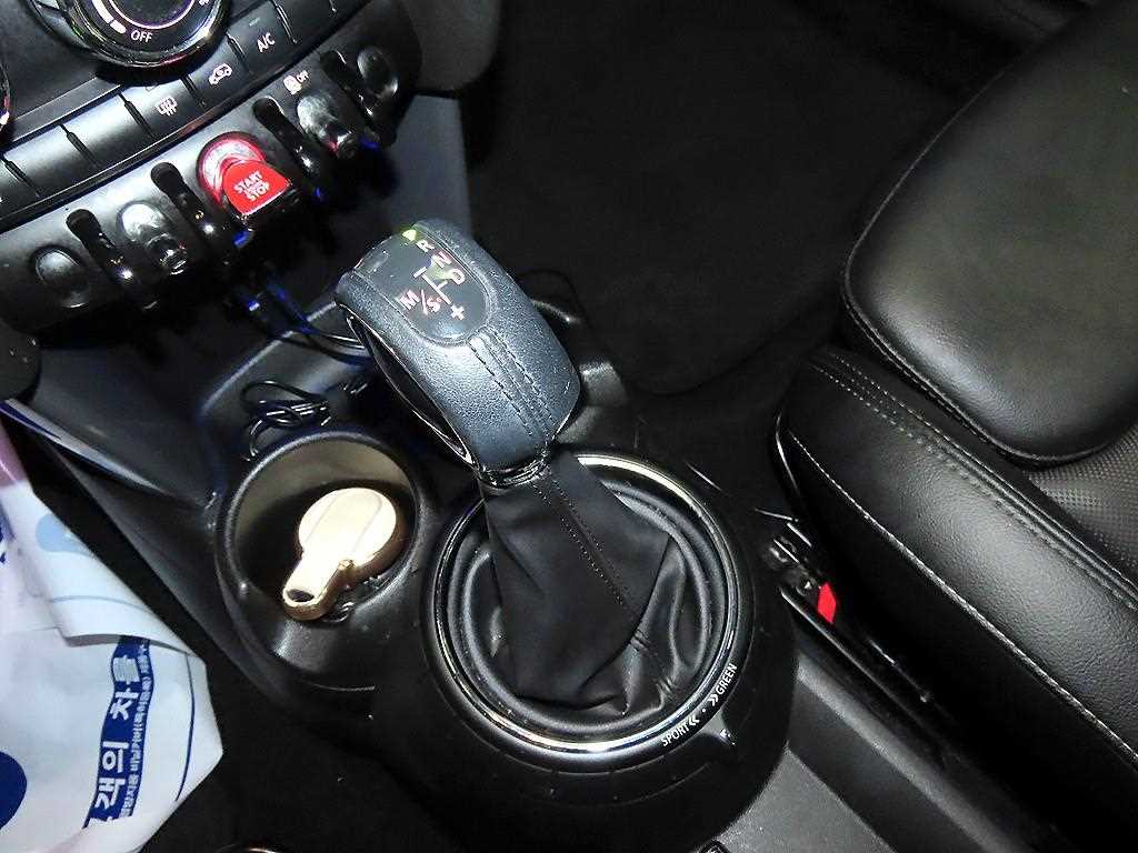 미니 쿠퍼(3세대) 1.5 - 이미지 2