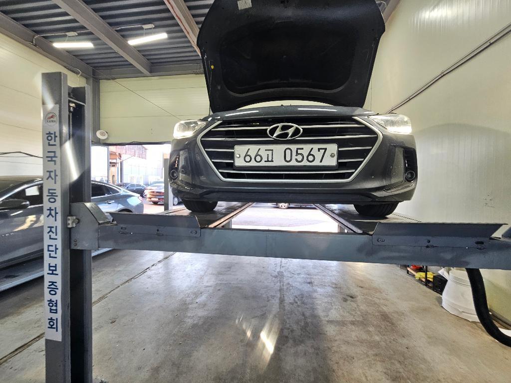 현대 아반떼AD 1.6 GDi 스마트 스페셜