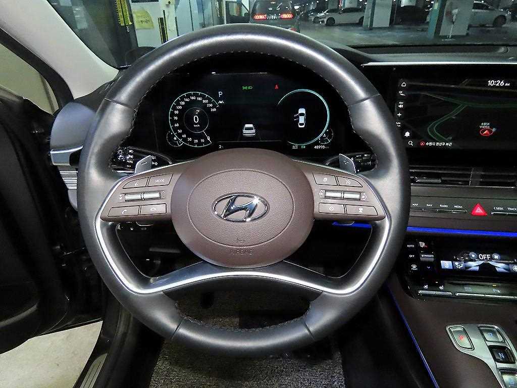 현대 더 뉴그랜저IG LPi 3.0 프리미엄 초이스 - 이미지 17