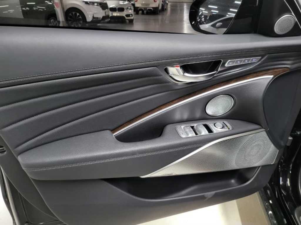 기아 더 K9(RJ) 3.8 GDI AWD 플래티넘Ⅱ - 이미지 9