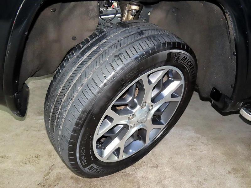 지프 그랜드 체로키(WK2) 3.6 V6 오버랜드 - 이미지 6