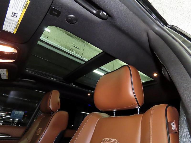 지프 그랜드 체로키(WK2) 3.6 V6 오버랜드 - 이미지 17