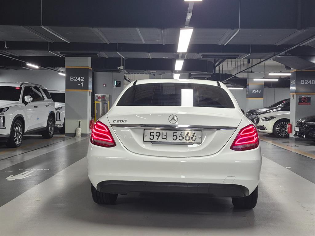 벤츠 C클래스(4세대) C200 - 이미지 13