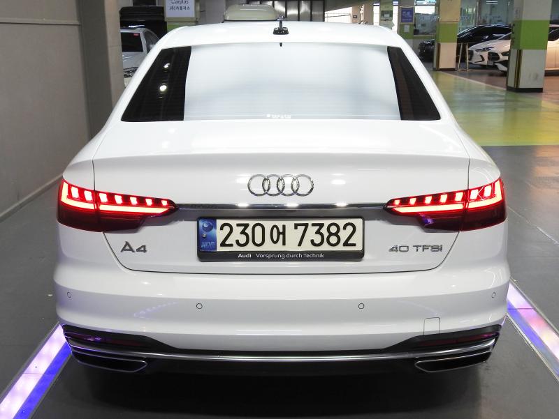아우디 A4(5세대) 40 TFSI - 이미지 14