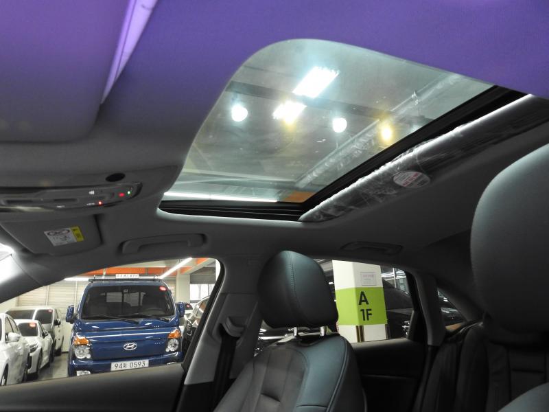 아우디 A4(5세대) 40 TFSI - 이미지 2