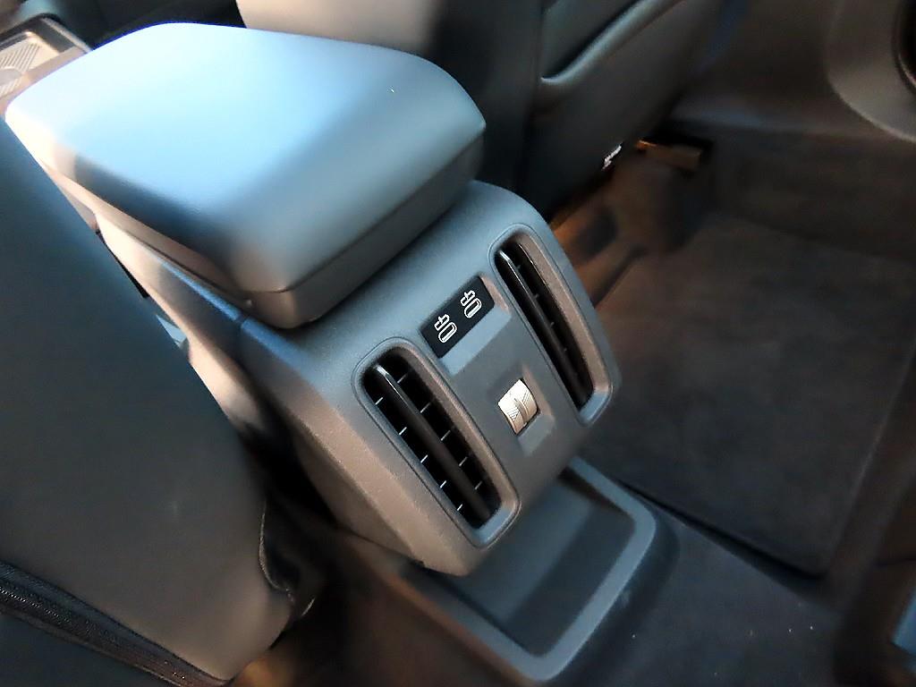 미니 컨트리맨(3세대) 2.0 JCW ALL4 - 이미지 3