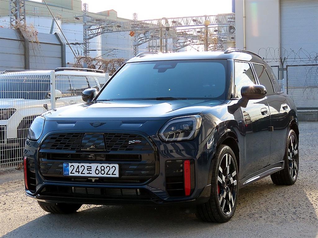 미니 컨트리맨(3세대) 2.0 JCW ALL4 - 이미지 15