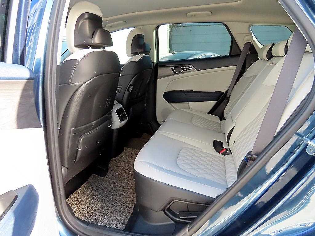 기아 디 올뉴스포티지 하이브리드 1.6 HEV 시그니처 - 이미지 17