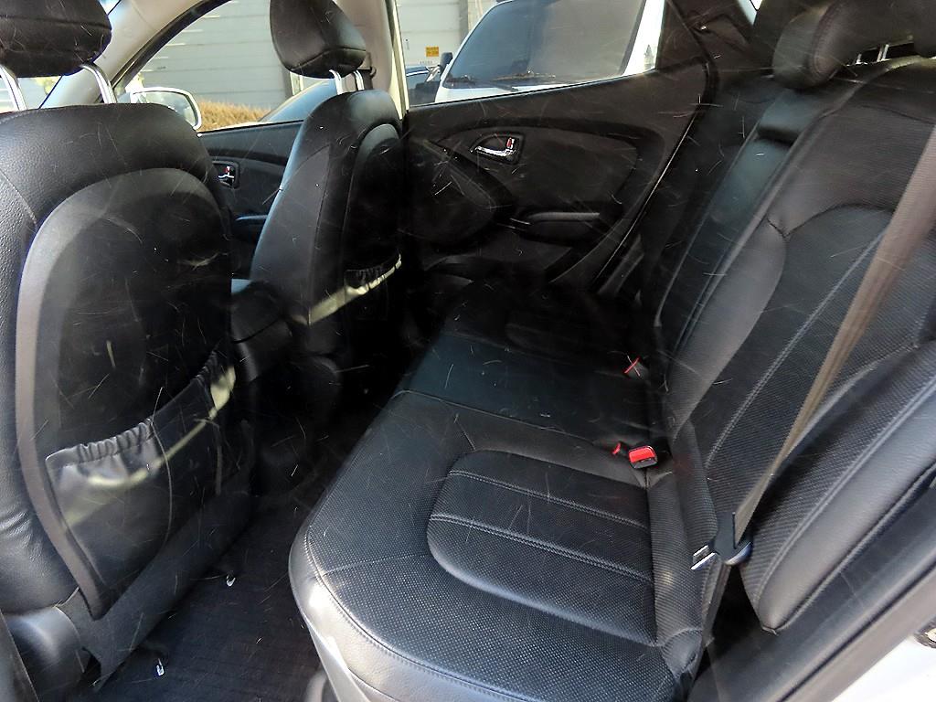 현대 투싼 ix 디젤 R20 2WD LX20 럭셔리 - 이미지 19