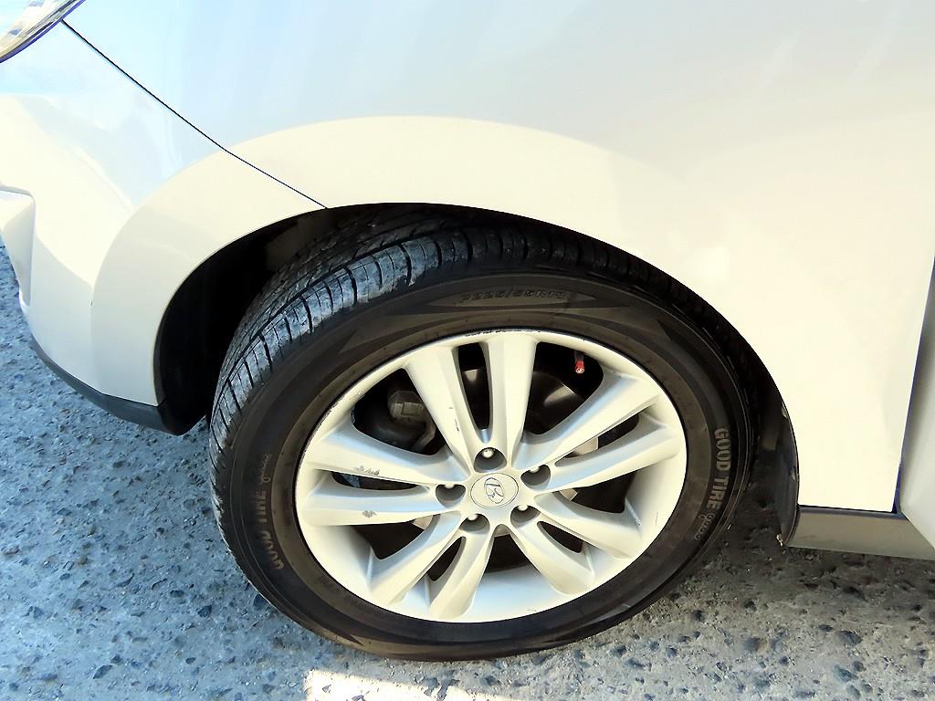 현대 투싼 ix 디젤 R20 2WD LX20 럭셔리 - 이미지 20