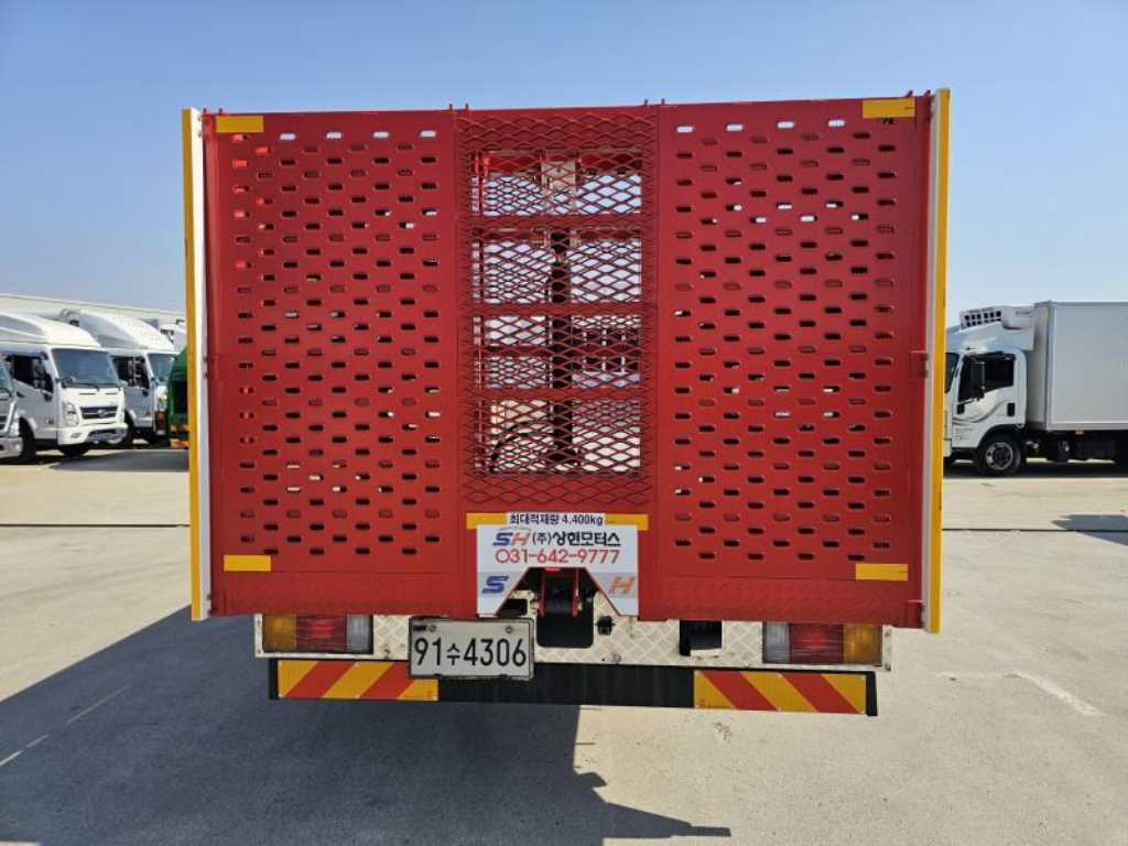 현대 메가트럭 4.5톤 초장축 - 이미지 5