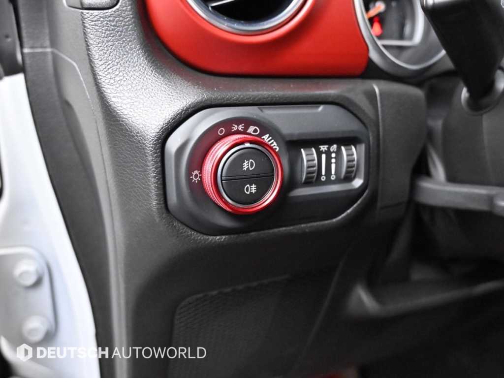 지프 랭글러(JL) 2.0 루비콘 4DR - 이미지 5