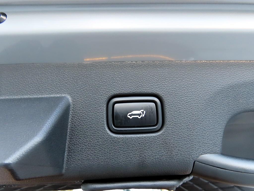 기아 더 뉴스포티지 2.0 LPG 시그니처 X-라인 - 이미지 4