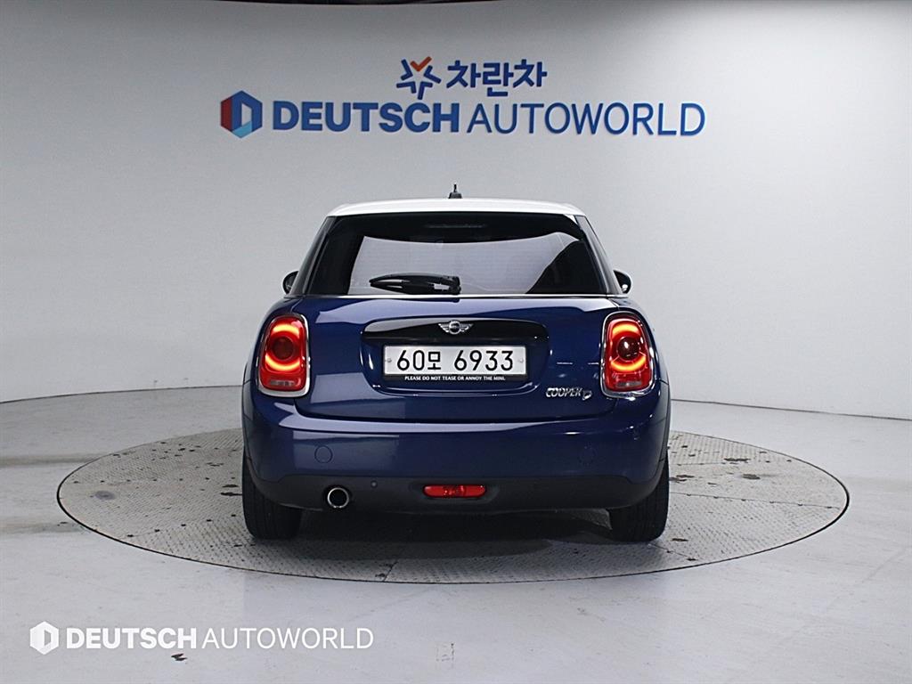 미니 쿠퍼(3세대) 5도어 1.5 D - 이미지 2