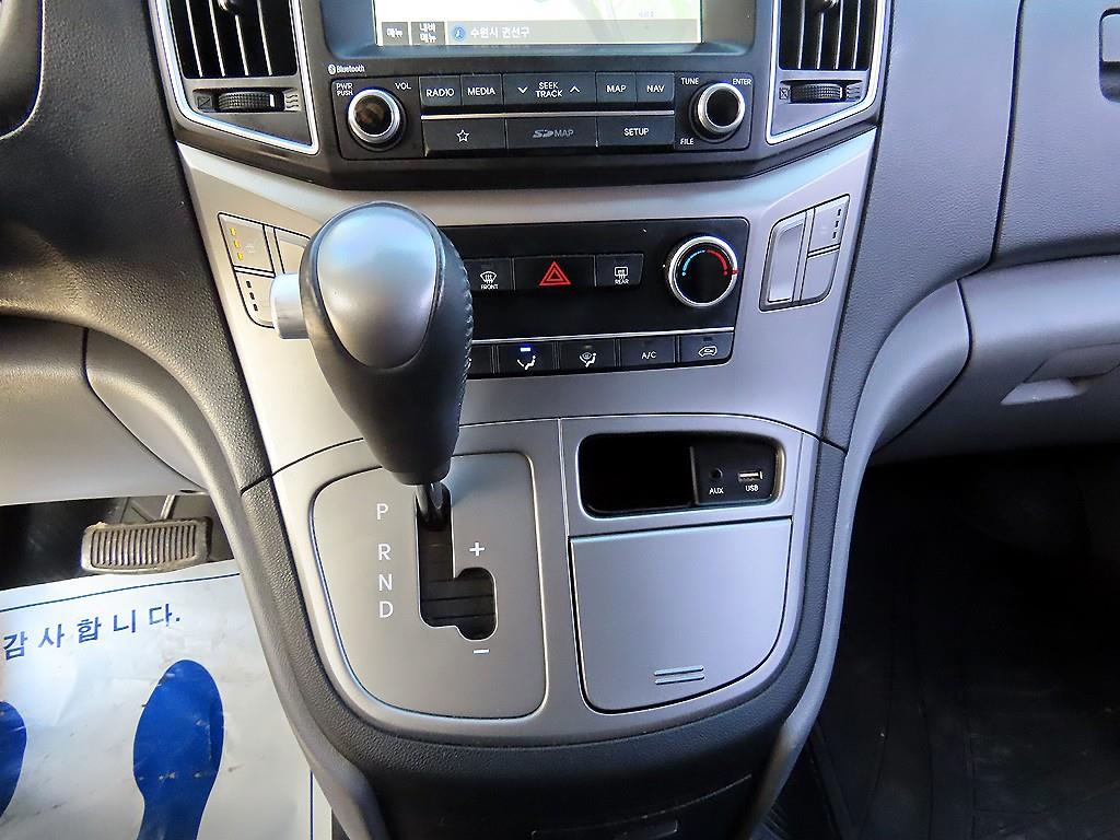 현대 더 뉴그랜드스타렉스 3인승 디젤 밴 스마트