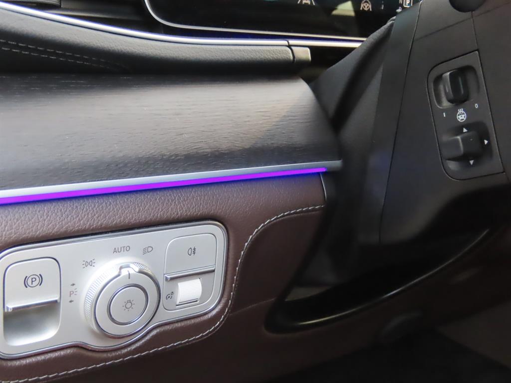 벤츠 GLS클래스(3세대) GLS 400d 4매틱 - 이미지 2