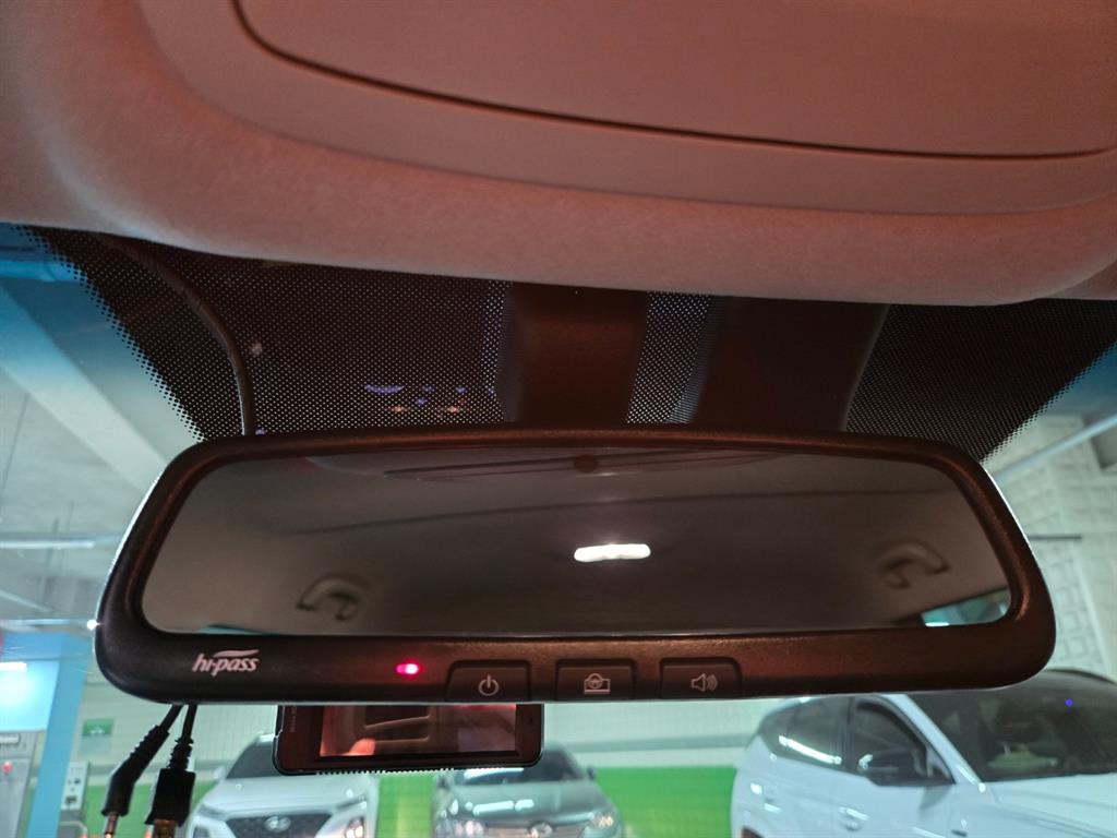 KG모빌리티(쌍용) 베리 뉴 티볼리 1.5 가솔린 2WD V3 - 이미지 7