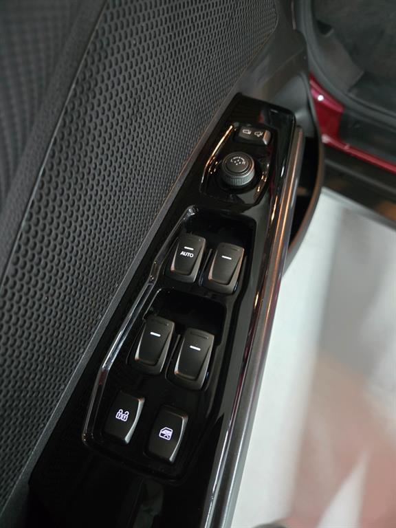 KG모빌리티(쌍용) 베리 뉴 티볼리 1.5 가솔린 2WD V3 - 이미지 3