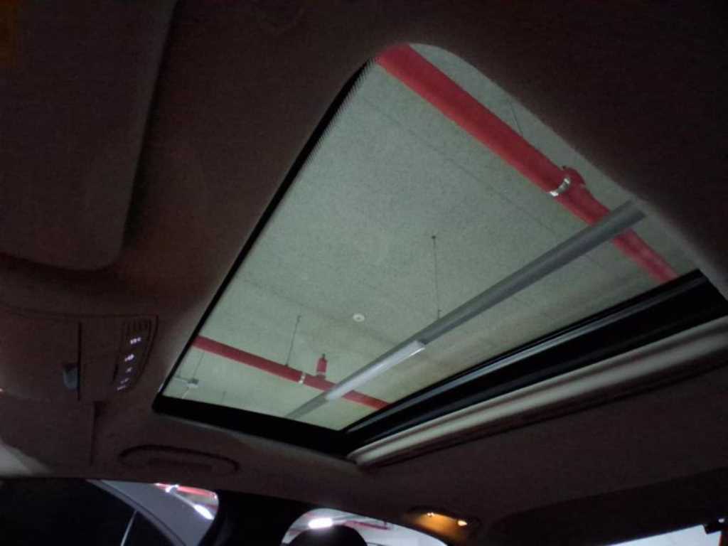 벤츠 E클래스(5세대) E220d 아방가르드