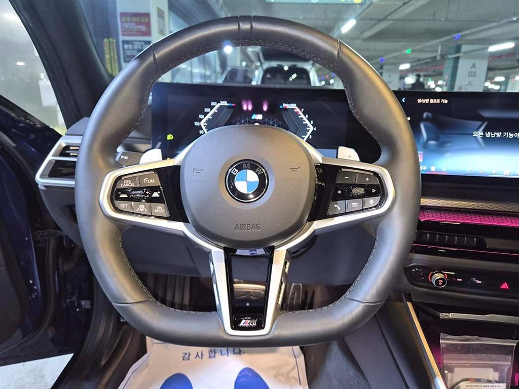 BMW 3시리즈(7세대) 320i - 이미지 2