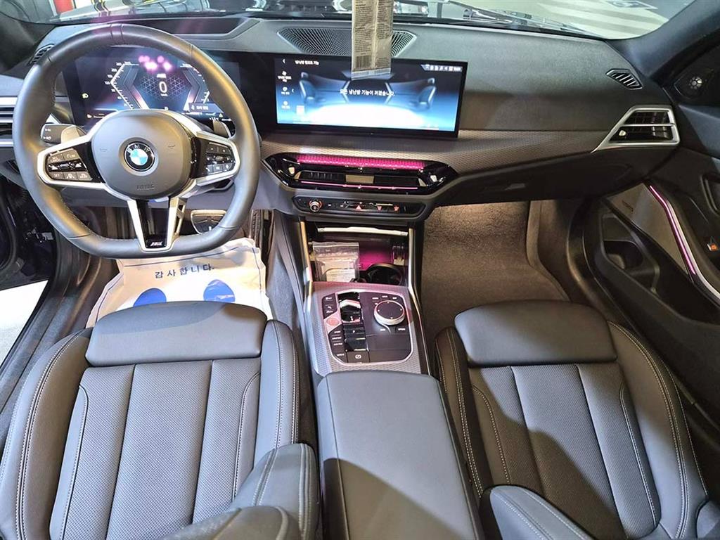 BMW 3시리즈(7세대) 320i - 이미지 4