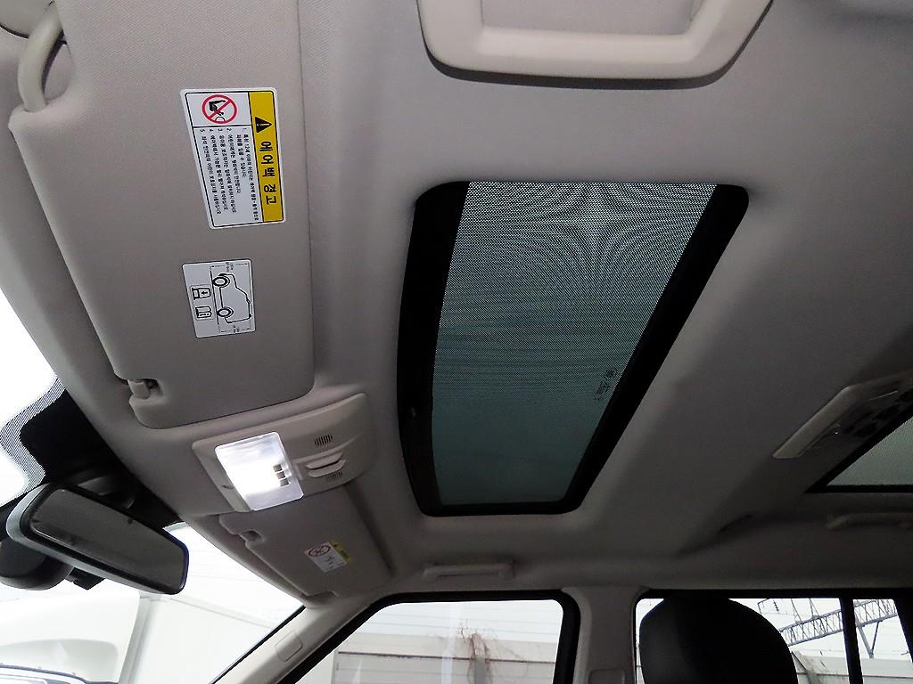 랜드로버 디스커버리4 3.0 SDV6 HSE - 이미지 6