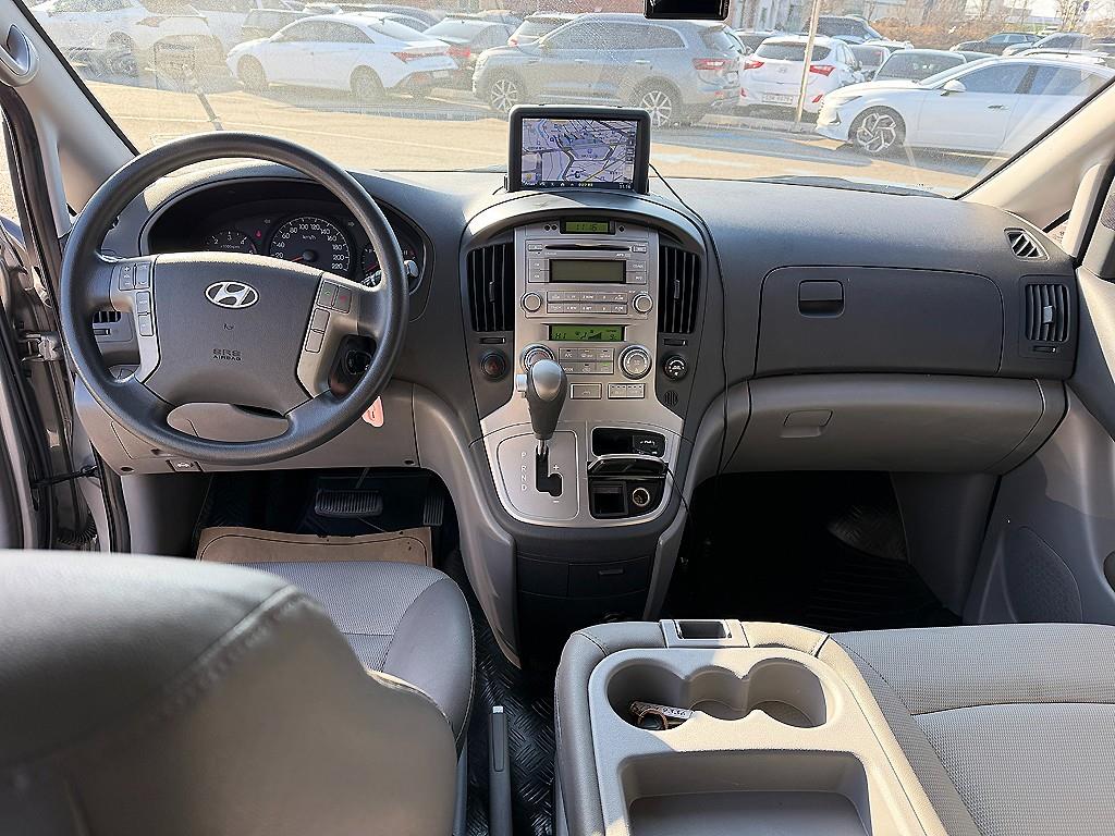 현대 그랜드스타렉스 12인승 디젤 CVX 프리미엄 - 이미지 15