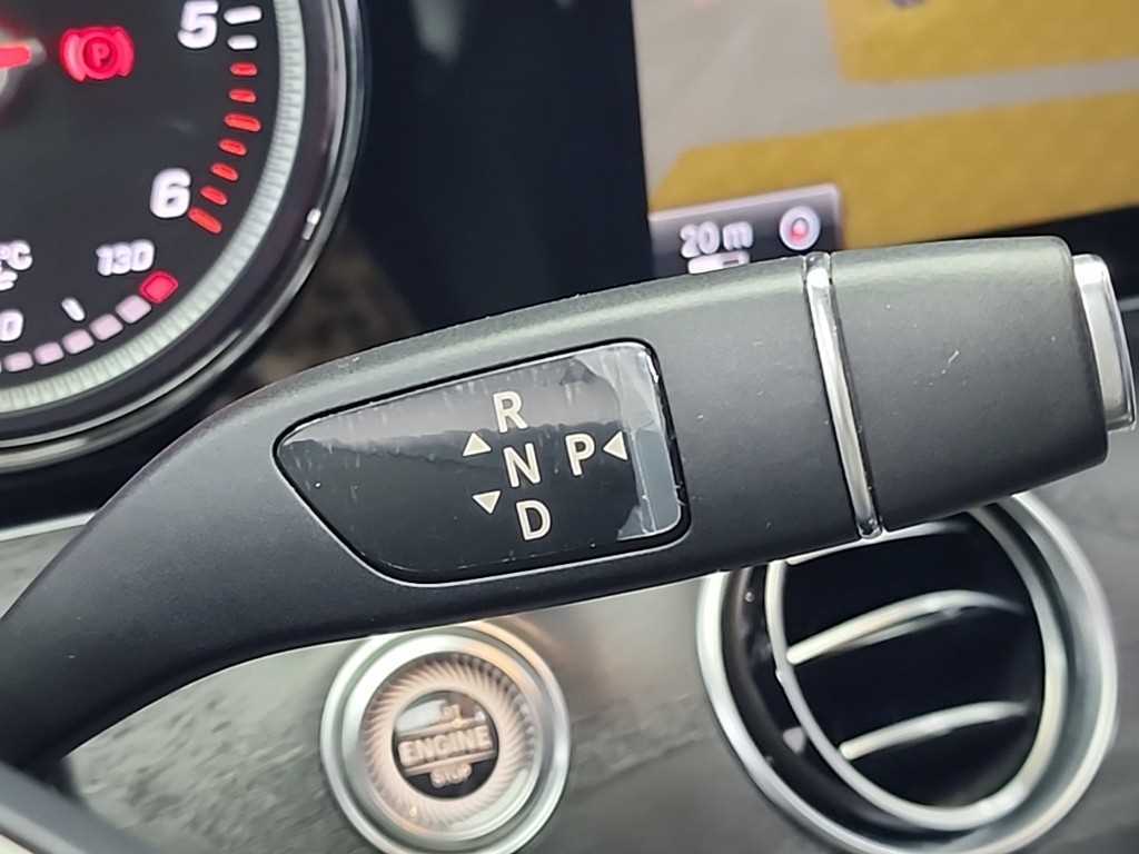 벤츠 E클래스(5세대) E220d 아방가르드 - 이미지 2